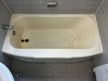bathtub before reglazing
