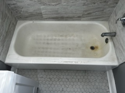 bathtub before reglazing